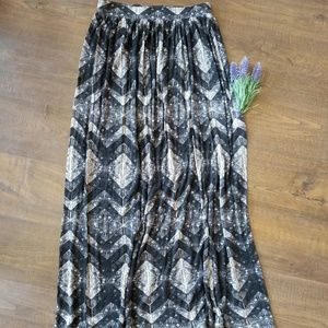 Ecote Maxi Skirt Size Medium Black